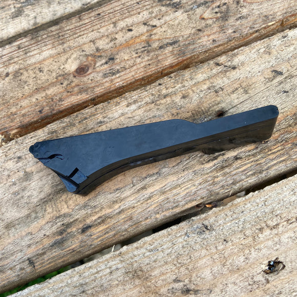 Westcoast Saw® Clutch Cover Chip Deflector Replacement